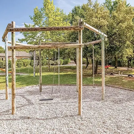 Holiday home Les Mazets De Gaujac *