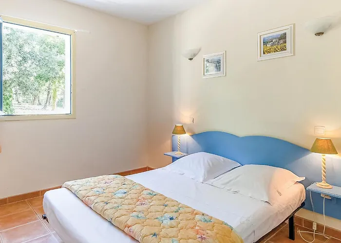 Les Mazets De Gaujac Holiday home *